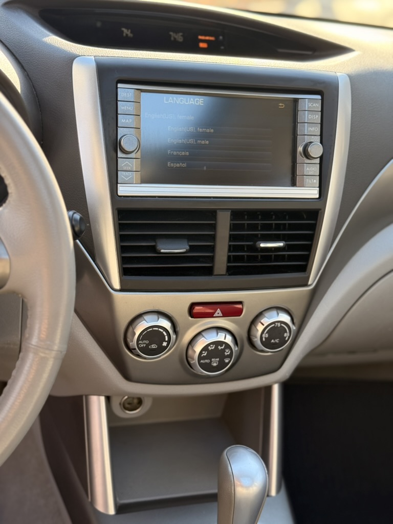 2010 Subaru Forester - Gallery image 12 2010 Subaru Forester - View 12 of 20