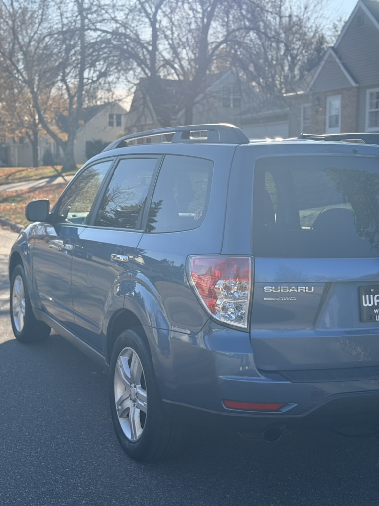 2010 Subaru Forester - Gallery image 4 2010 Subaru Forester - View 4 of 20