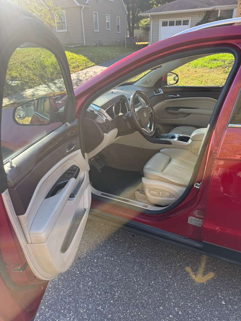 2012 Cadillac SRX - View 6 of 20