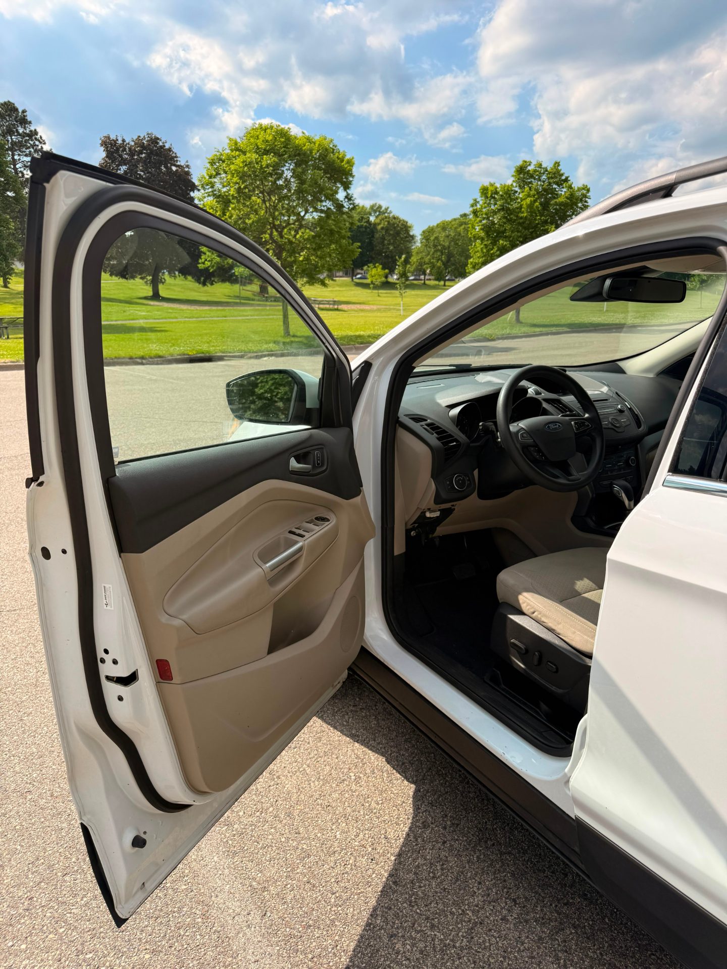 2018 Ford Escape SE - Photo 16